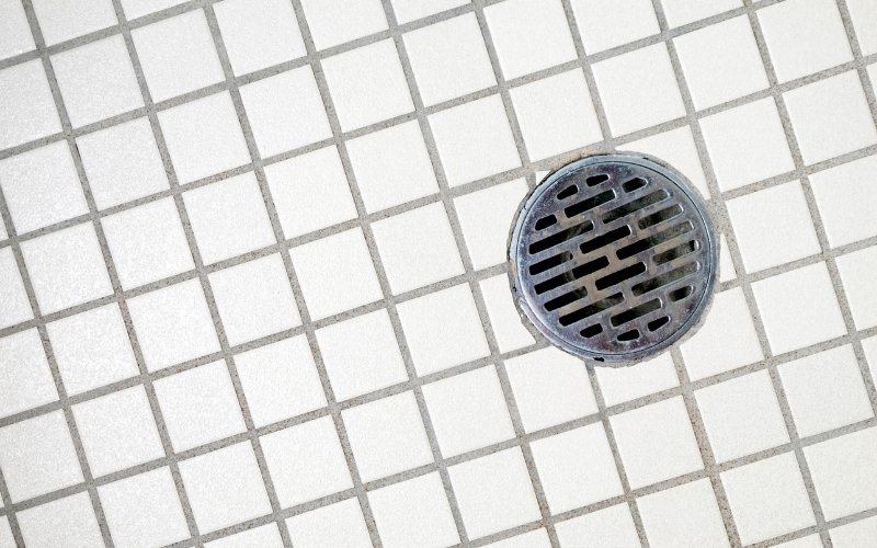 Tuvaletten Kötü Koku Gelmesi Nasıl Çözülür? 5 Banyo Gider Kokusu Engelleme Yöntemleri